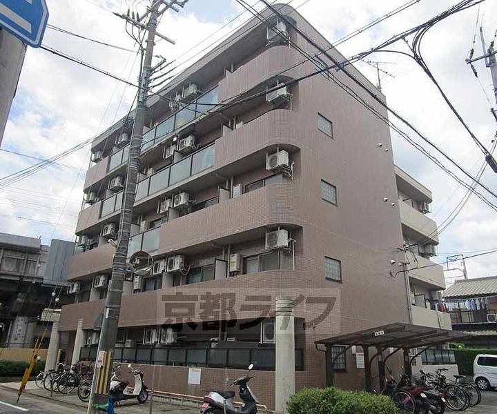 ベルメゾンアルヴェの外観