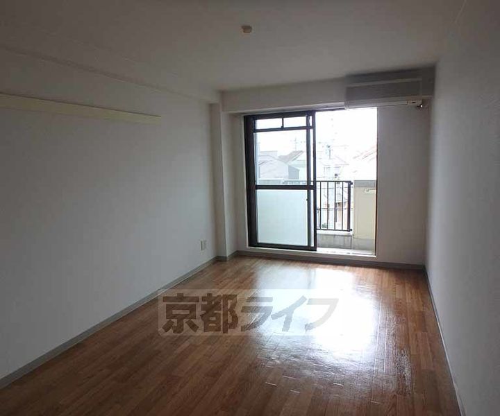 M’PLAZA大住弐番館の居間