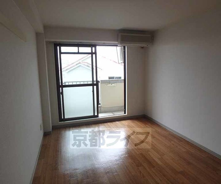 M’PLAZA大住弐番館の居間