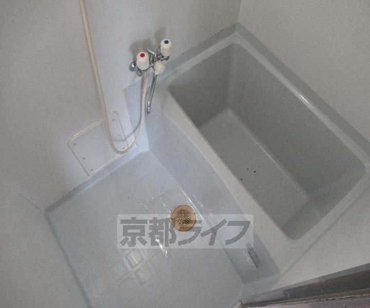京都府京田辺市大住責谷の賃貸マンションの風呂