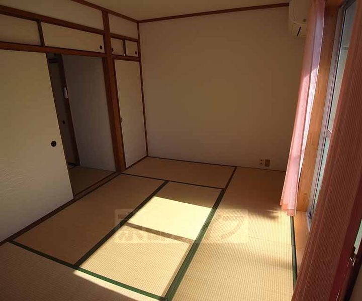 コーポ安田106の居間