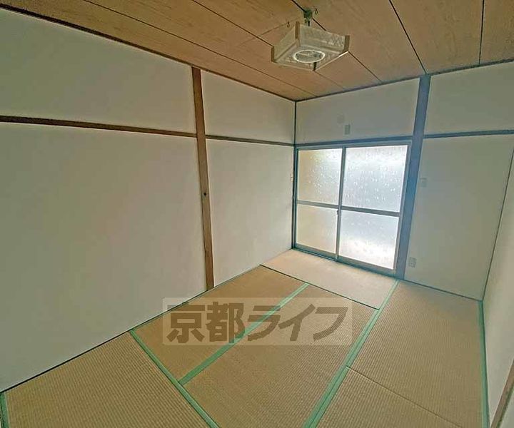 柳本荘2-9の居間