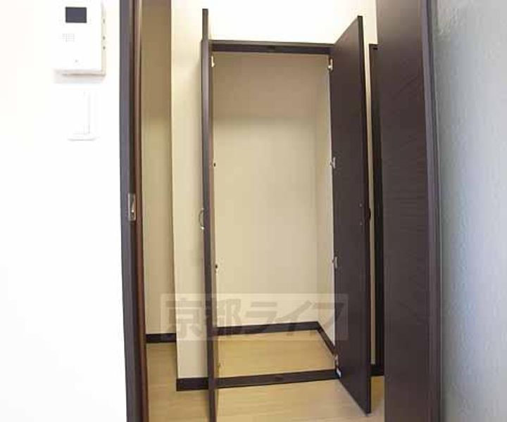 京都府京田辺市東古森の賃貸アパートの内装