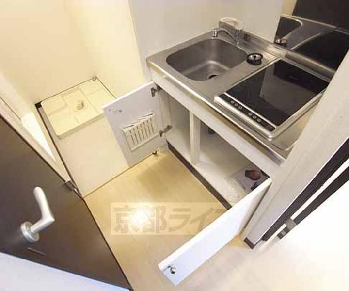 京都府京田辺市東古森の賃貸アパートのキッチン