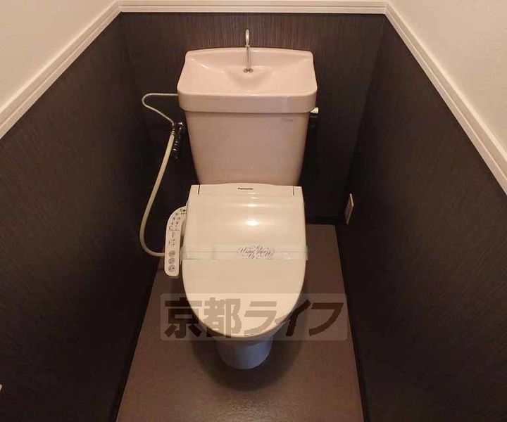 京都府長岡京市友岡2丁目の賃貸マンションの内装