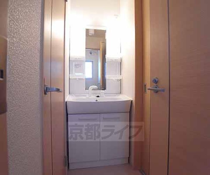 京都府京田辺市東鍵田の賃貸アパートの内装
