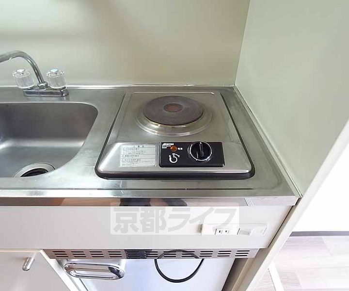 京都府京田辺市三山木上谷浦の賃貸マンションのキッチン