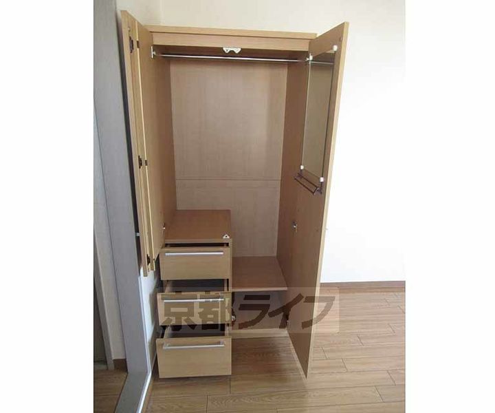 京都府京田辺市田辺鳥本の賃貸マンションの内装