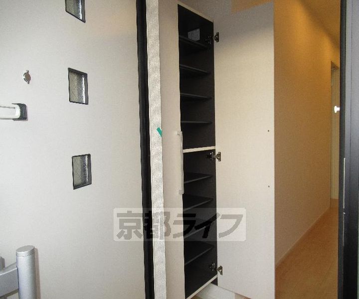 京都府京田辺市興戸郡塚の賃貸アパートの内装