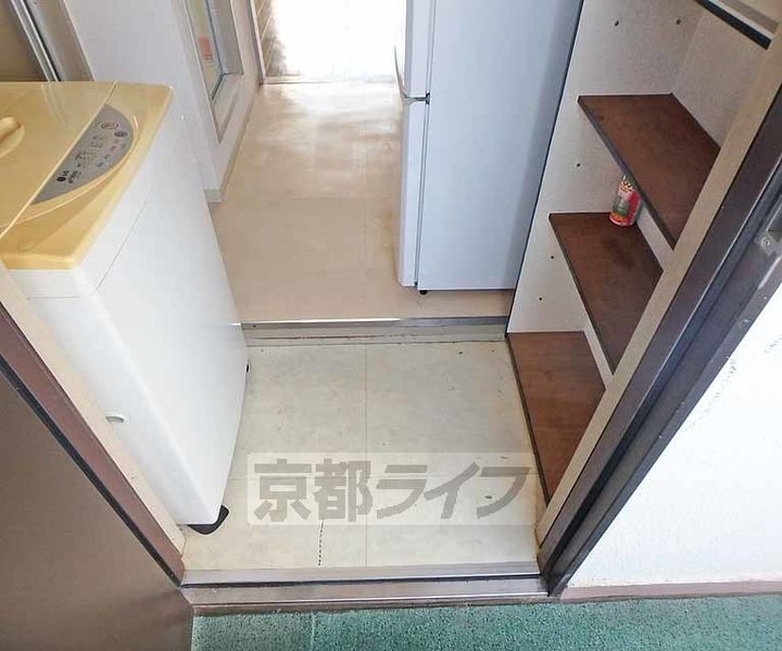 サンリーベプラザ406の玄関