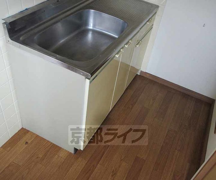 ジュネス東條302のキッチン