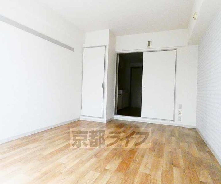 サーパスシャイン205の居間