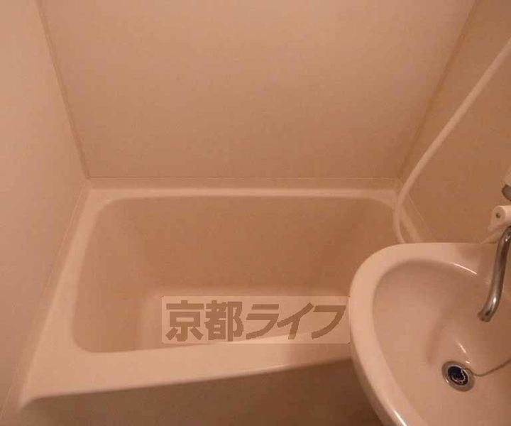 京都府京都市中京区衣棚通姉小路下る突抜町の賃貸マンションの風呂