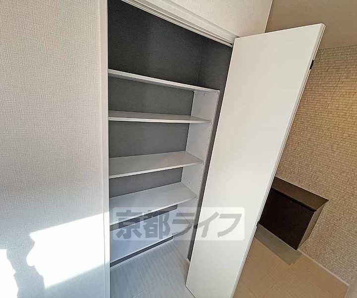 セレーナ室町307の内装