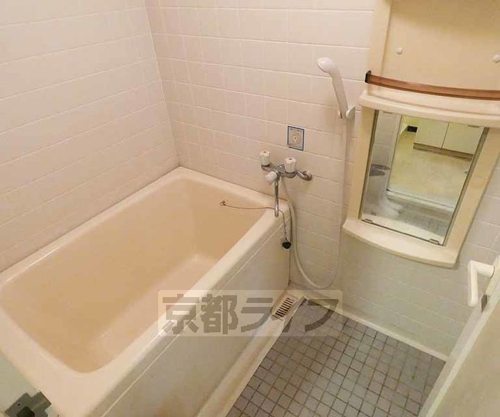 京都府京都市南区吉祥院中島町の賃貸マンションの風呂