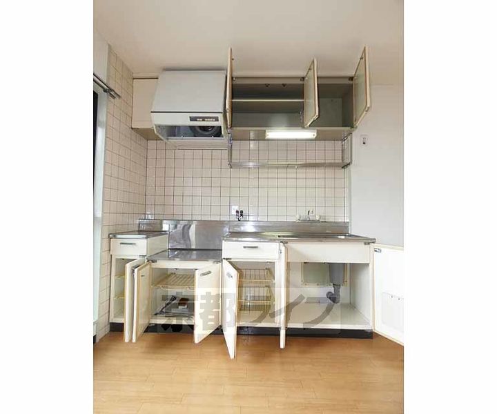 京都府京都市南区吉祥院中島町の賃貸マンションのキッチン