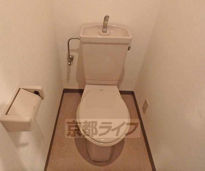 京都府京都市西京区川島東代町の賃貸マンションの内装