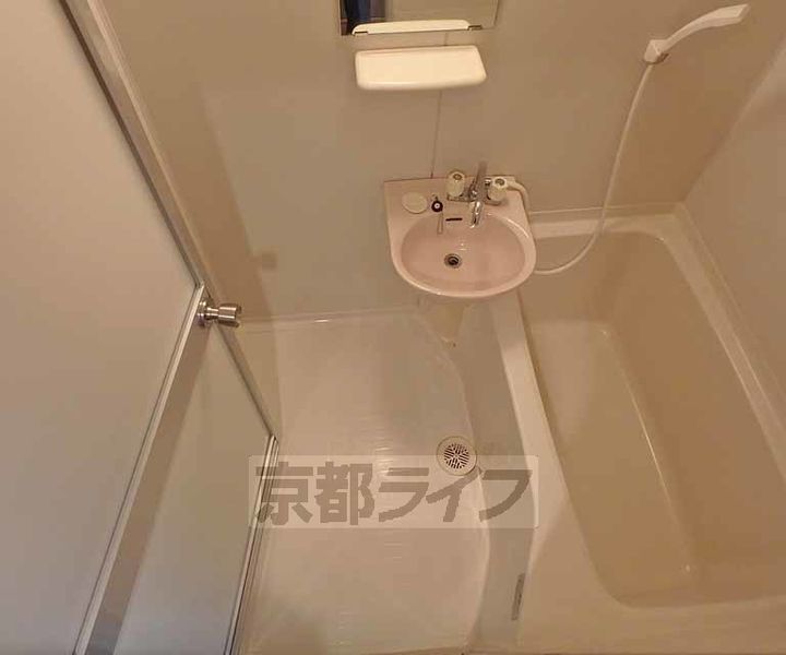京都府京都市西京区川島東代町の賃貸マンションの風呂