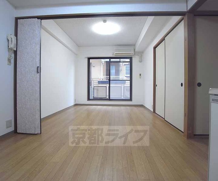 レジデンス・オザック508の居間