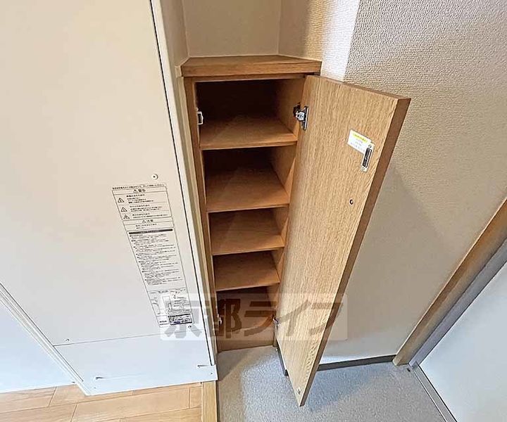 京都府京都市中京区壬生梛ノ宮町の賃貸マンションの内装