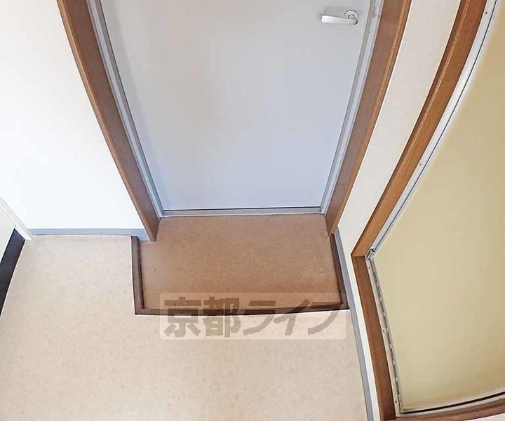 ユウハイツ206の玄関