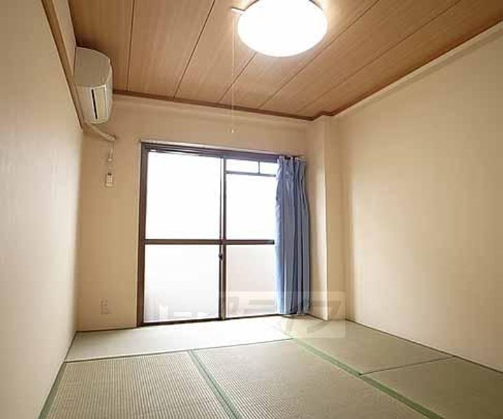 カーネルヒル202の居間