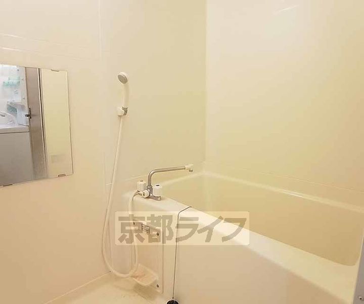 ハウスセゾン御所南0405の風呂