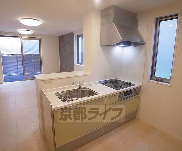 京都府京都市中京区油屋町の賃貸アパートのキッチン