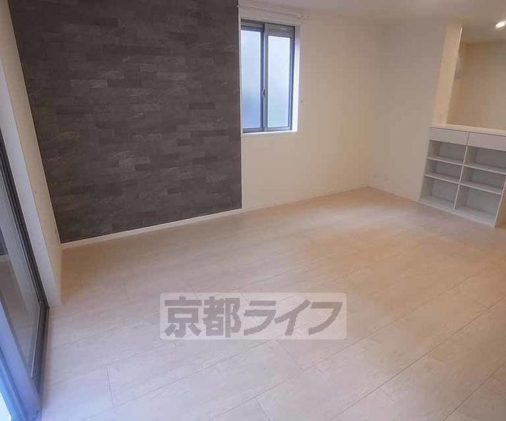 京都府京都市中京区油屋町の賃貸アパートの居間