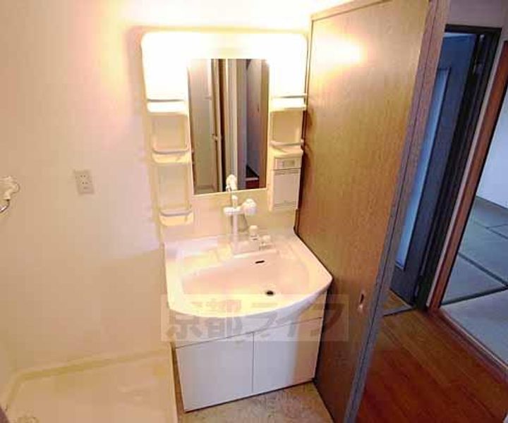 グランドゥ−ル太秦404の内装