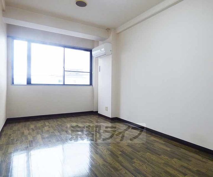 ハウスオブローゼⅡの居間