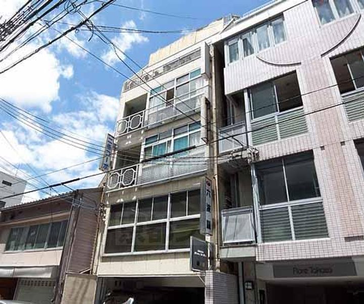 京都府京都市中京区松屋町の賃貸アパートの外観