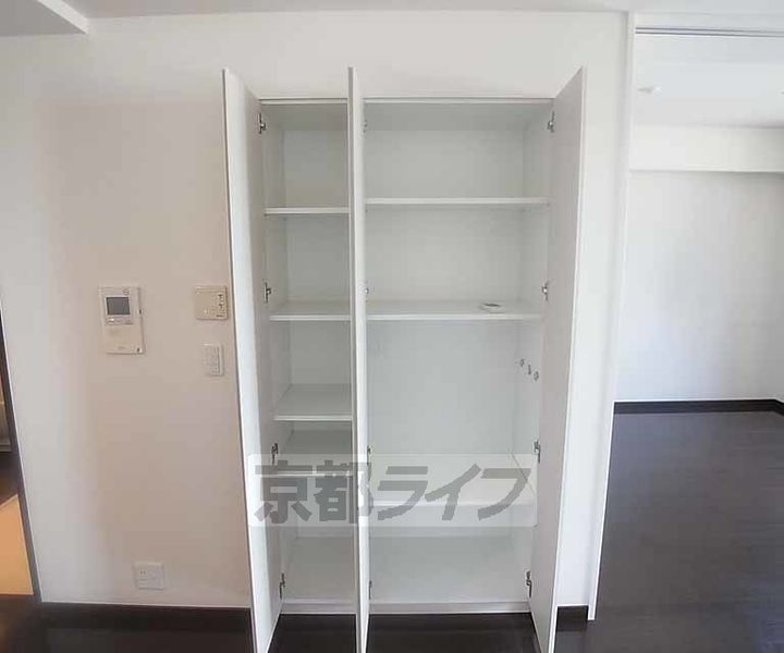 ブランズ京都烏丸御池601の内装