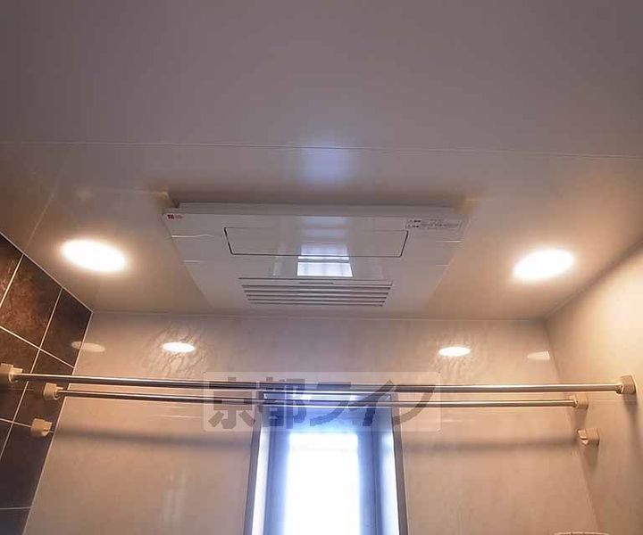 ブランズ京都烏丸御池601の風呂