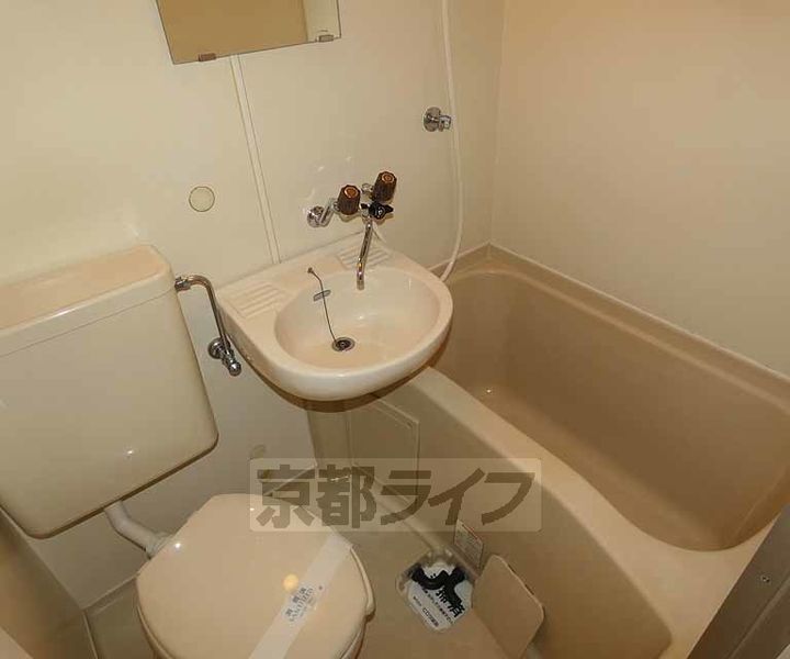 京都府京都市伏見区城通町の賃貸マンションの風呂