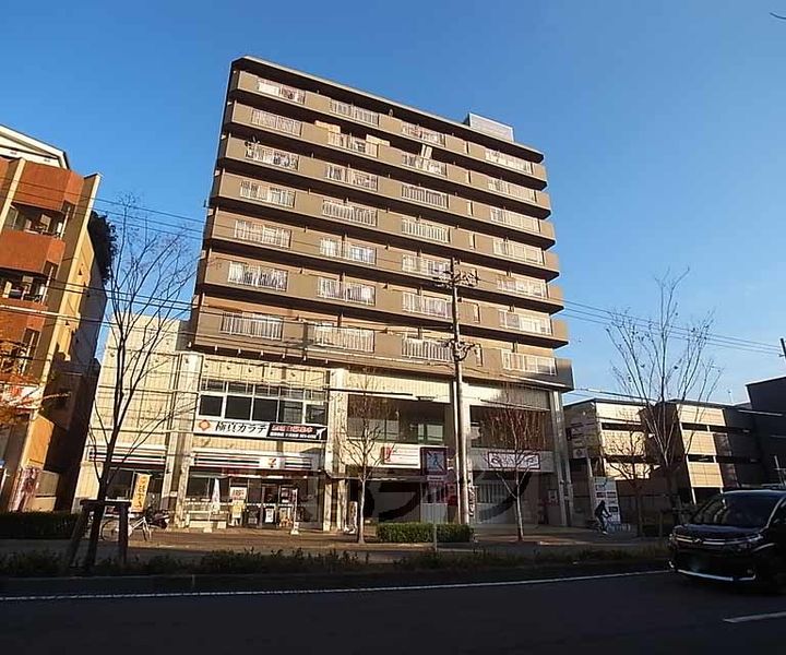 京都府京都市中京区西ノ京東中合町の賃貸マンションの外観