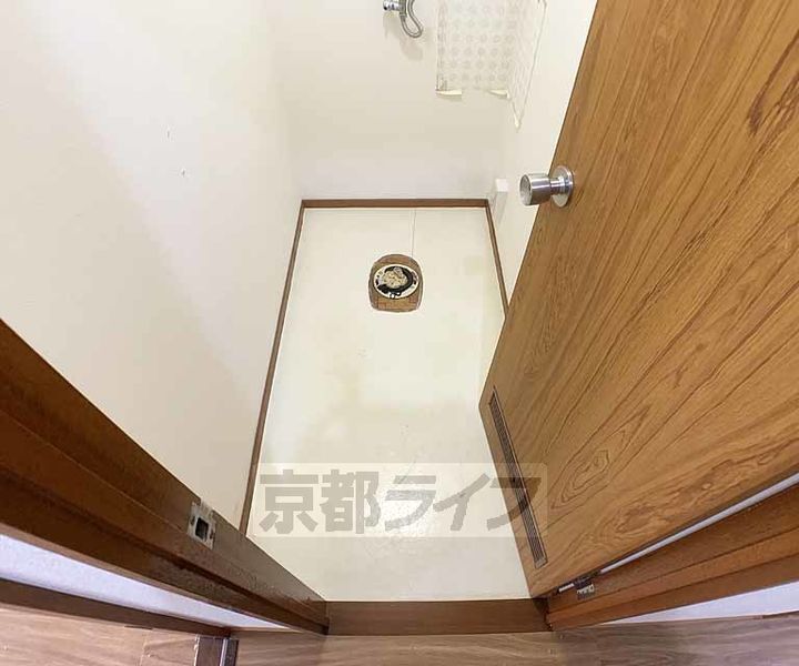 京都府京都市中京区西ノ京東中合町の賃貸マンションの内装