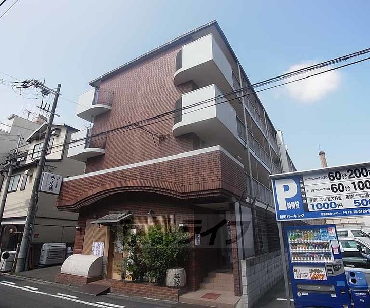 新町ロイヤルハイツ410の外観