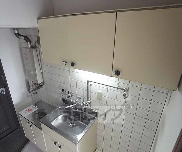 新町ロイヤルハイツ410のキッチン