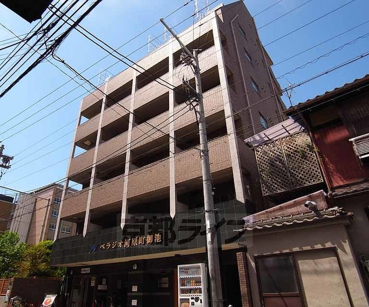 ベラジオ河原町御池の外観