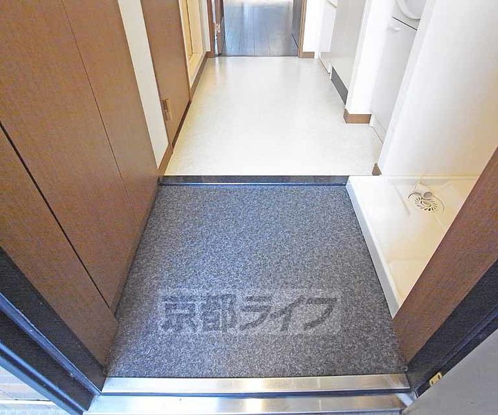 ベラジオ河原町御池の玄関