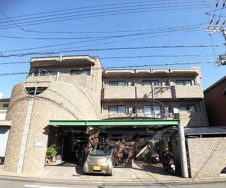 京都府京都市中京区上妙覚寺町の賃貸マンションの外観