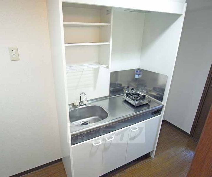 京都府京都市中京区上妙覚寺町の賃貸マンションのキッチン