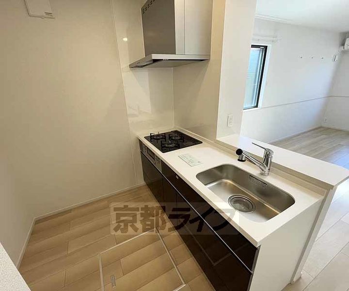 京都府八幡市下奈良出垣内の賃貸アパートのキッチン