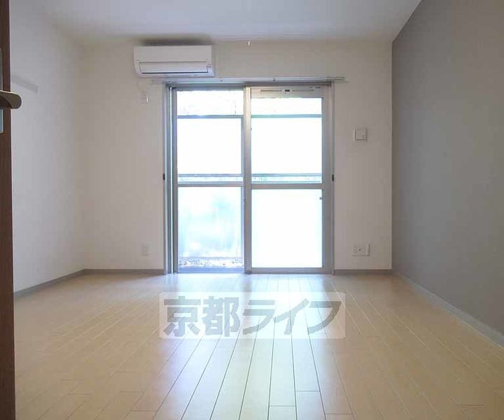 ロータスコート107の居間