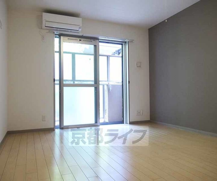 ロータスコート107の居間