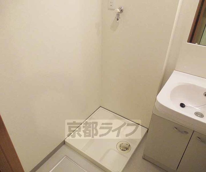 ロータスコート107の内装