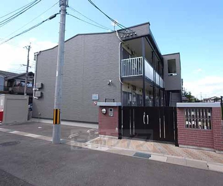 レオパレスPeacefulの外観