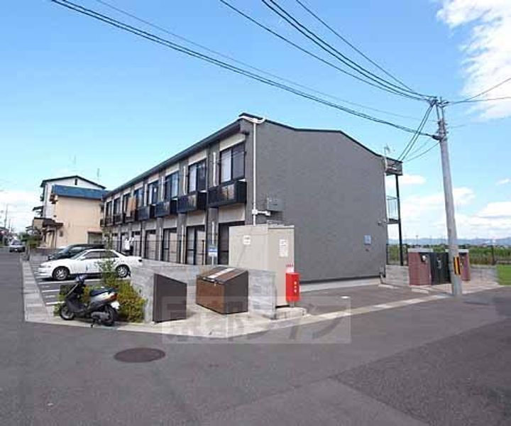 レオパレスPeacefulの外観