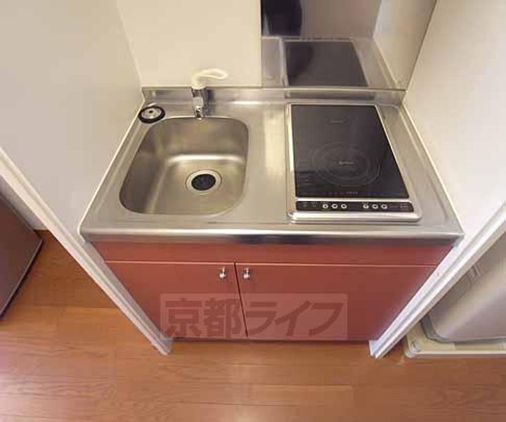 レオパレスPeacefulのキッチン